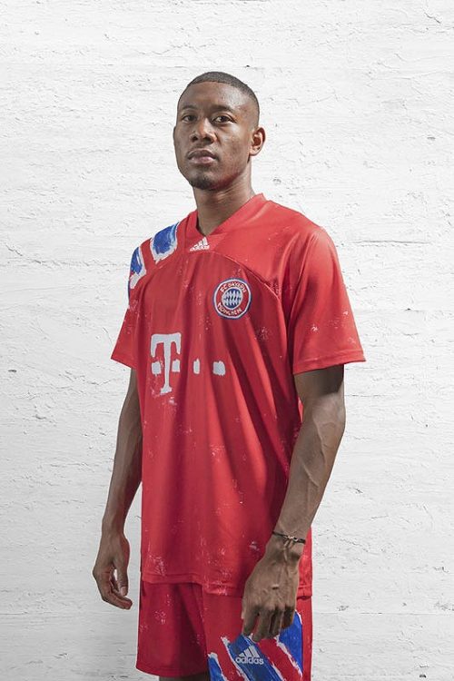 FW20_FOOTBALL_HUFC_ACLUBS_BAYERN_ALABA_ADIDAS_0253