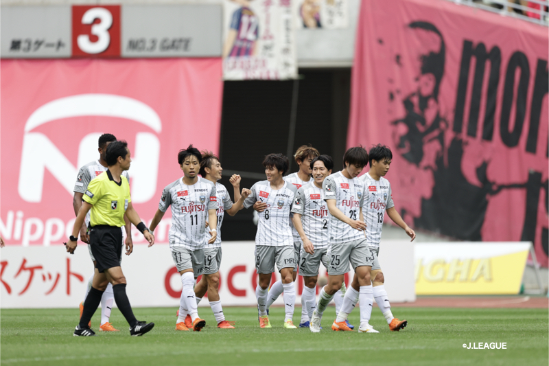 川崎F、“首位攻防戦”を制しリーグ戦8連勝！　2位C大阪との勝ち点差は14に
