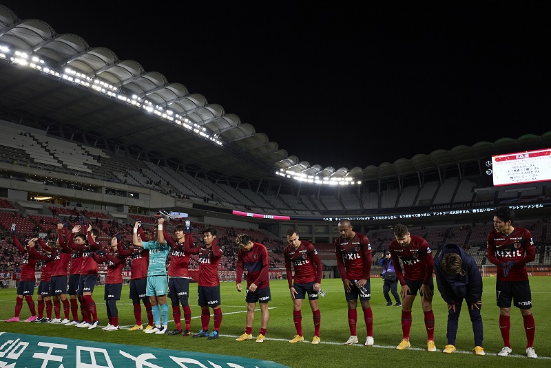 鹿島、浦和に4発快勝…ACL出場権争いはさらに熾烈な戦いに／J1第30節