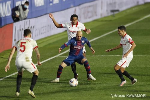 Huesca_Sevilla_201128_0006_