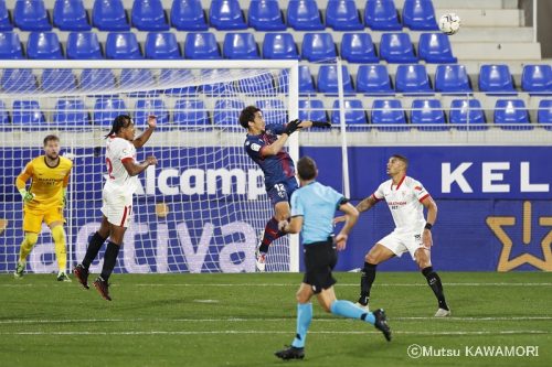 Huesca_Sevilla_201128_0010_