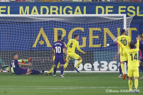 Villarreal_Valladolid_201102_0007_