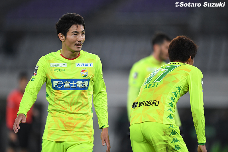 201202SOTARO-035