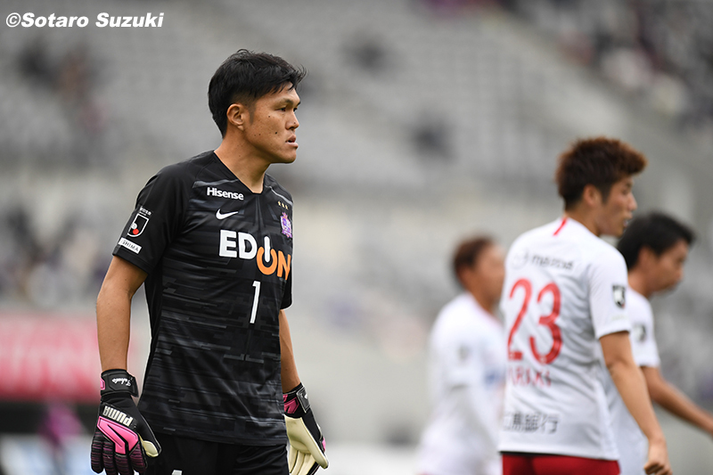 広島が3選手との契約更新を発表！　38歳GK林卓人は7季目のシーズンへ