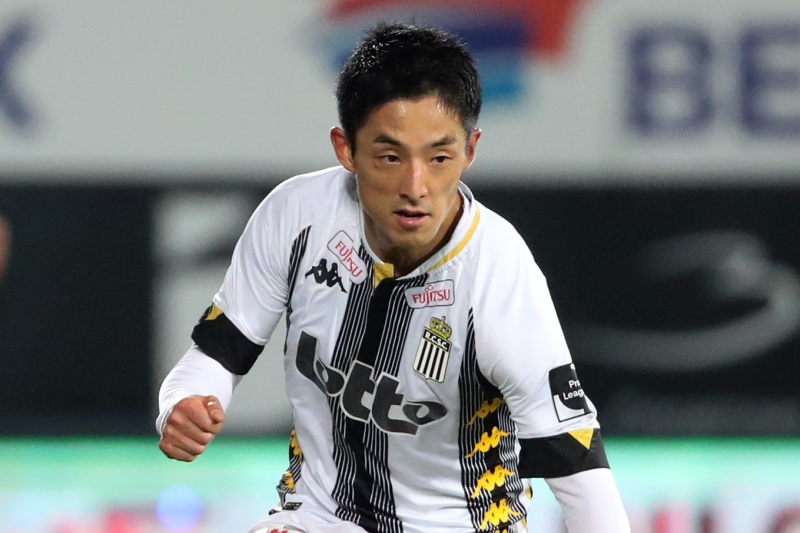 森岡亮太