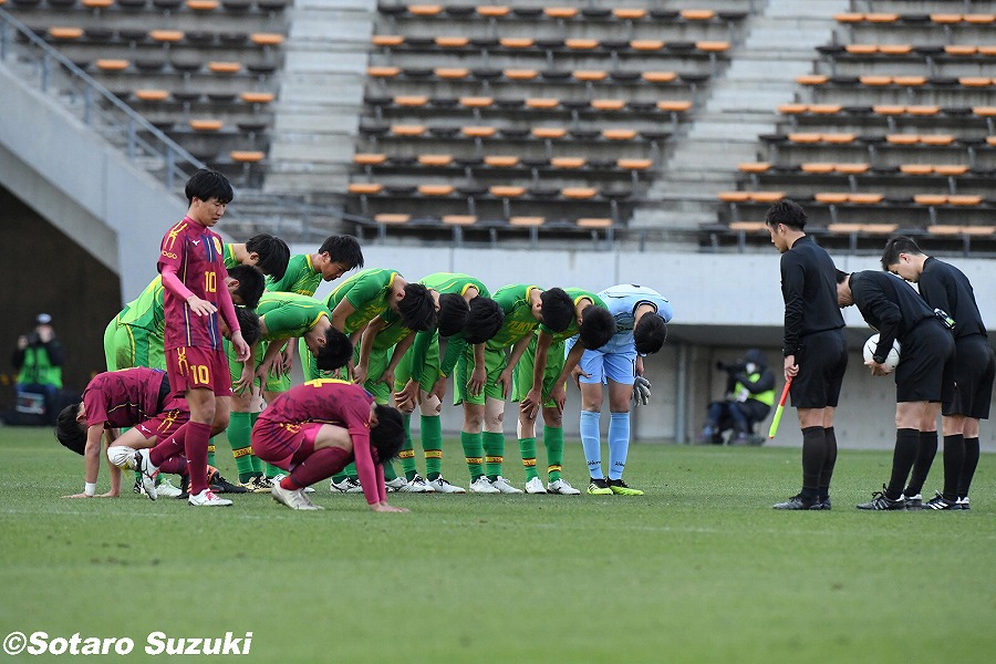 【写真ギャラリー】2021.1.3 第99回全国高校サッカー選手権大会 3回戦 神戸弘陵 1－3 帝京長岡