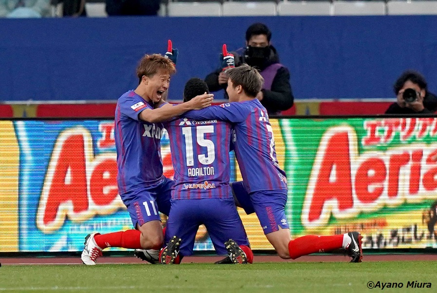 FC東京、柏下して11季ぶりのルヴァン杯制覇！　アダイウトンが値千金の勝ち越し弾