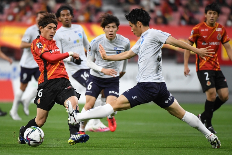 名古屋グランパスが3発快勝、クラブ初の開幕5連勝！　横浜FCは開幕5連敗