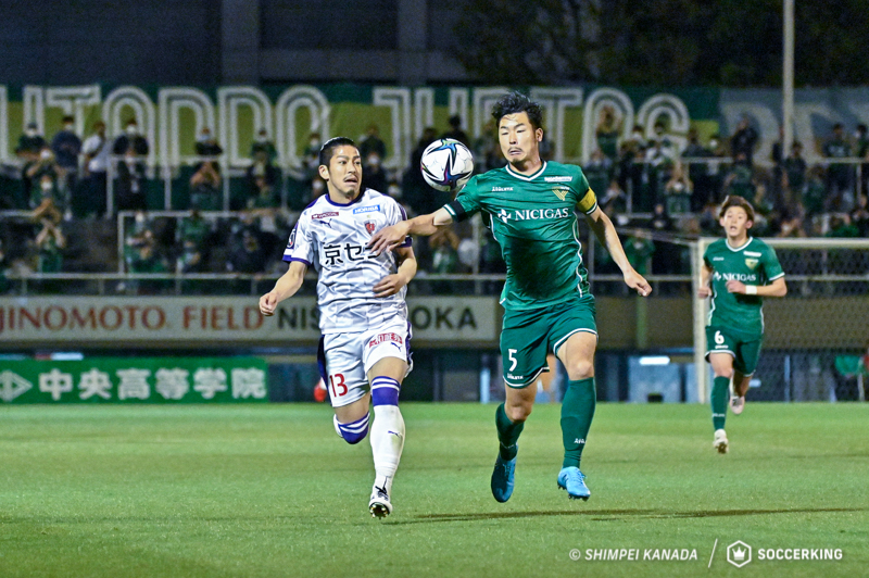 琉球、3失点敗戦で今季初黒星…首位・新潟は劇的ドローで無敗維持／J2第9節