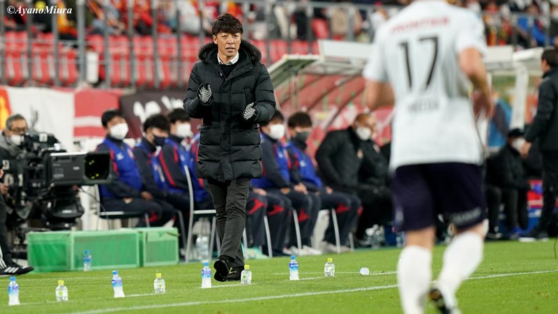横浜fcが下平監督の解任を発表 今季は開幕6連敗喫し J1で最下位に沈む サッカーキング
