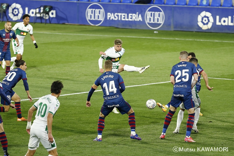 Huesca_Elche_210409_0004_