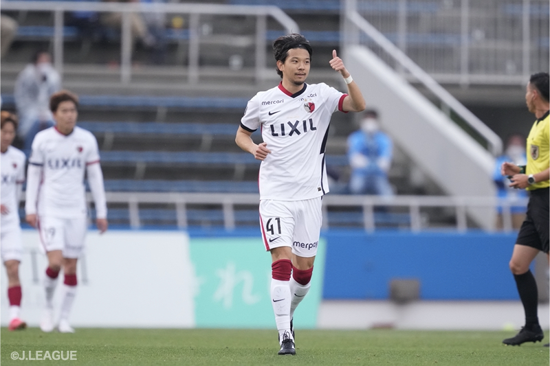 鹿島、3発快勝で公式戦7試合無敗！　横浜FCの今季リーグ戦初勝利を許さず