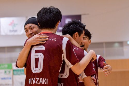 CC78CDED-F629-4F66-836B-40CCF1107E7C