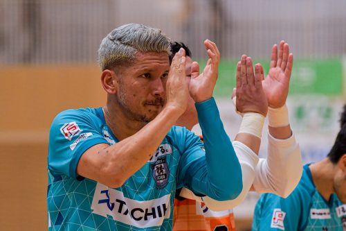 E12AA459-5FFE-4664-85F5-1FEC02EAD560