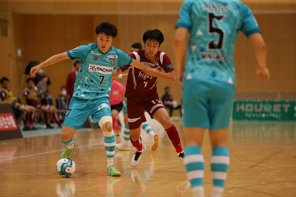 KNK_5323