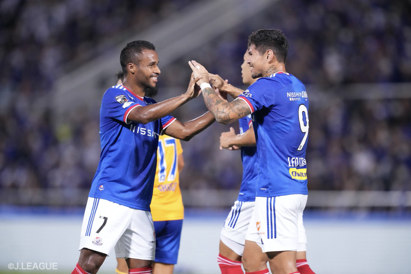 レオ・セアラがハットトリック！　横浜FM、仙台に5得点快勝で12試合無敗に