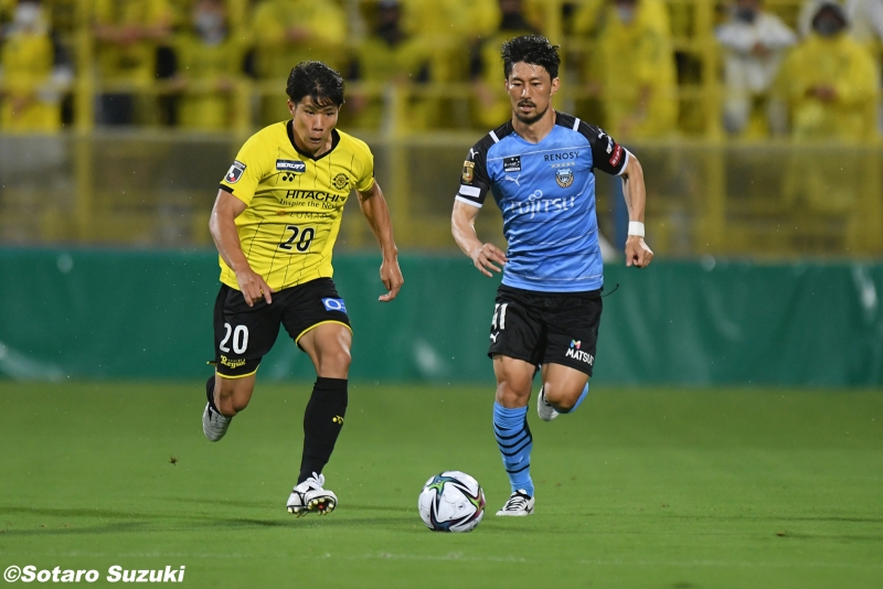 川崎F、退場者出した柏とスコアレスドロー…両者の連勝がストップ