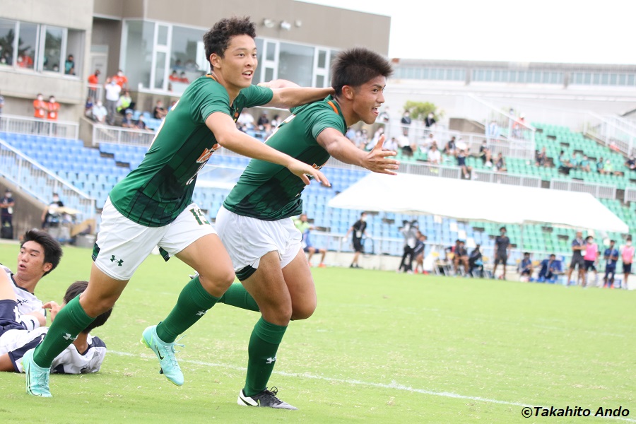 激闘の末の決着…勝利への執念実った“横綱”青森山田、立ち向かった米子北の見事な粘り