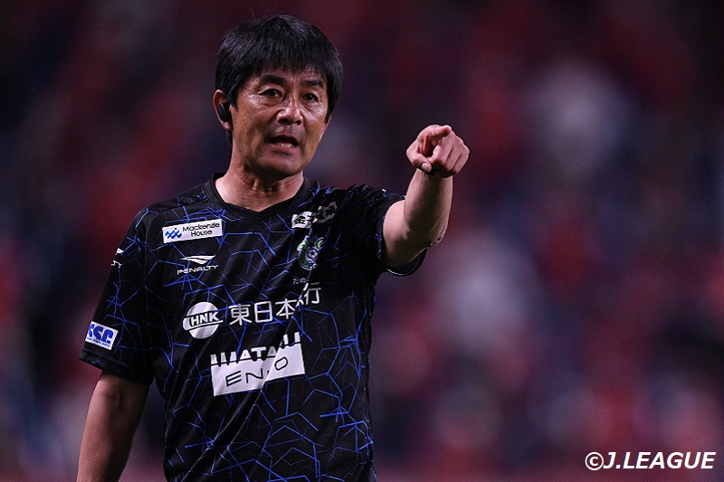 湘南が浮嶋敏監督の退任を発表 後任はトップチームコーチの山口智氏 サッカーキング