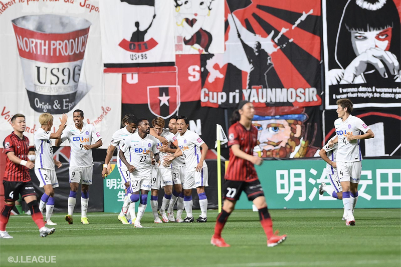 広島、佐々木翔&D・ヴィエイラ弾で2試合ぶり白星！　1点が遠かった札幌は2連敗