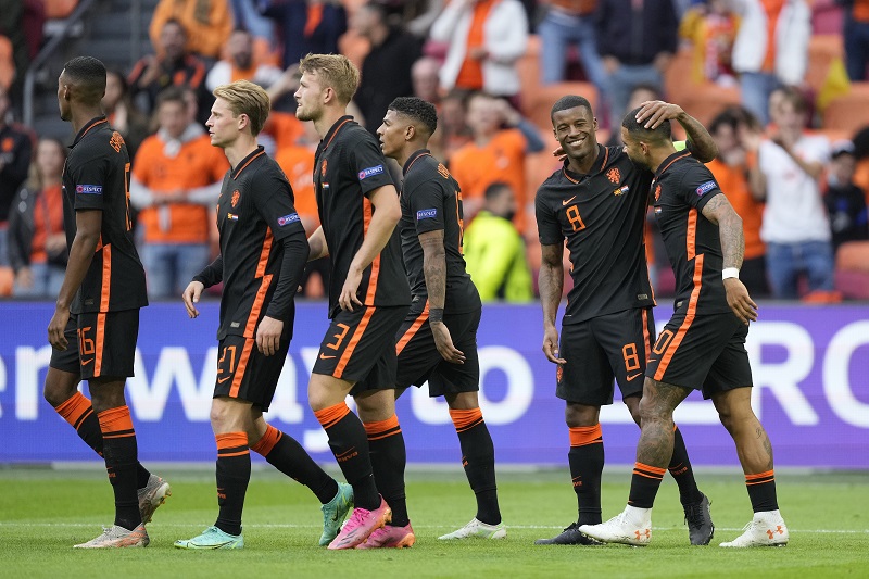 オランダ、ハーランドの先制弾許すも…ノルウェーに追いつきドロー