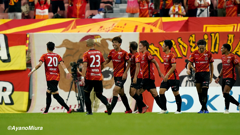 AyanoMiura_211006_015