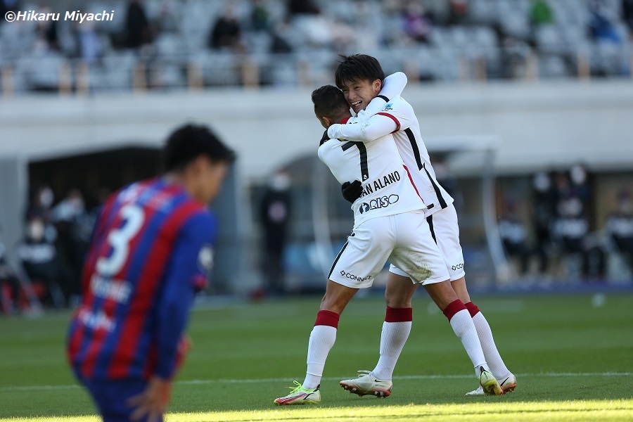 A・カイキと上田の3戦連発弾で鹿島が逃げ切り、2試合ぶりの勝利！　FC東京はリーグ戦3連敗…