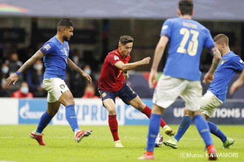 Italy_Espana_211006_0013_