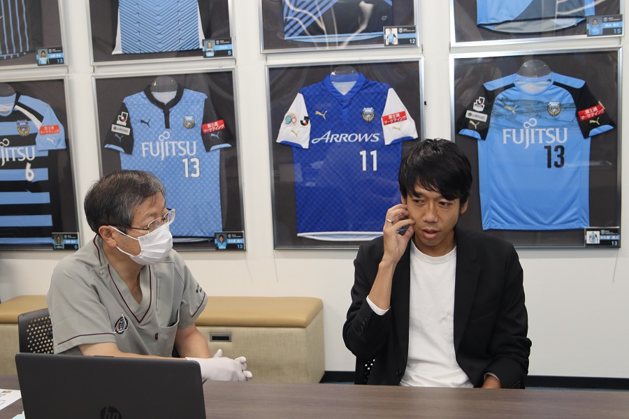 川崎の連覇を支えた“噛む力”　意外と知らない？アスリートとガムの関係性