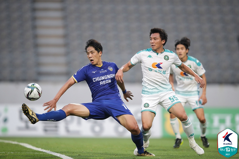 【インタビュー】Jリーグを追われた男――元群馬・磐瀬剛がKリーグ2部で過ごした1年