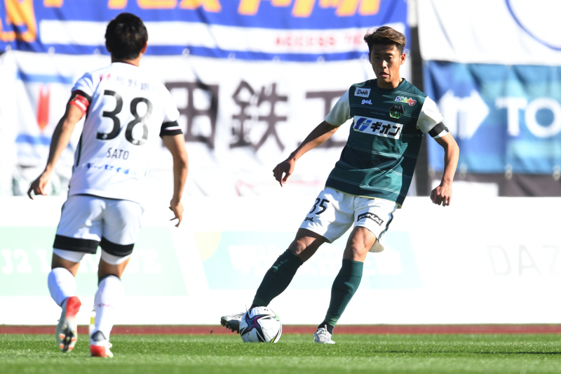DF藤原優大、来季も相模原へ育成型期限付き移籍「いつ浦和に戻っても恥ずかしくないよう…」