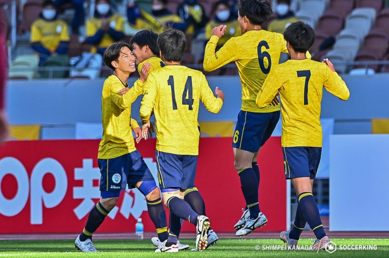 新国立での高校選手権・開幕戦は関東第一が勝利！　中津東を相手に6得点
