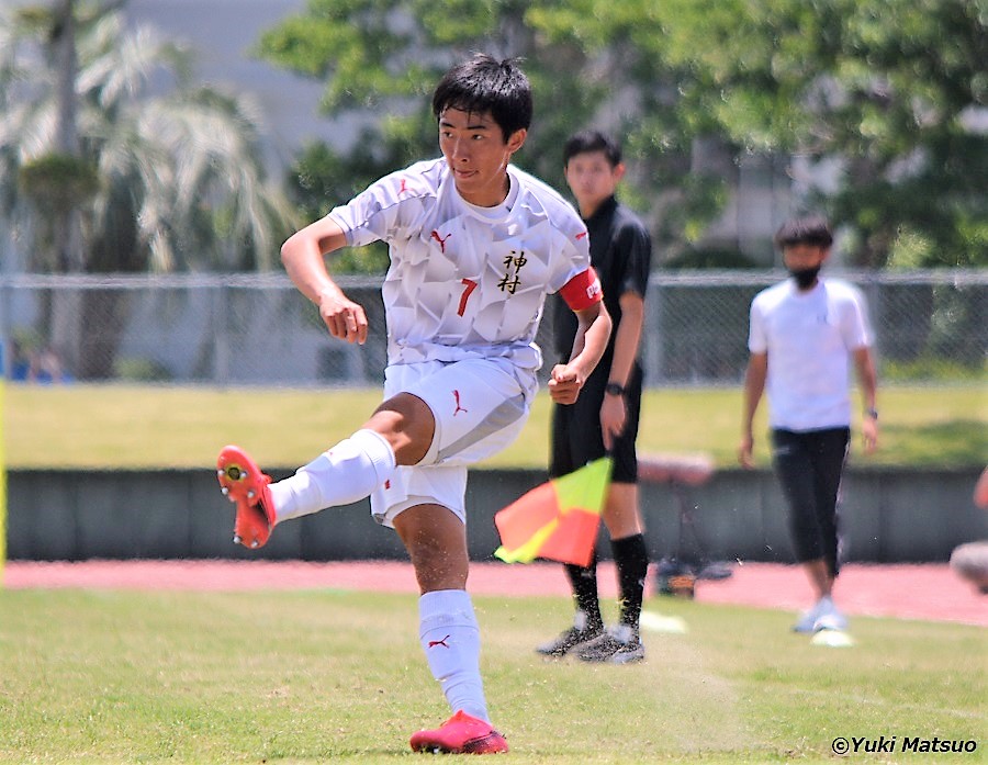 神村学園 予選直前に主将が大けが 抜水への想いを胸に団結 第100回高校選手権 サッカーキング 神村学園 予選直前に主将が大けが 抜水への想いを胸に団結 第100回高校選手権 サッカーキング