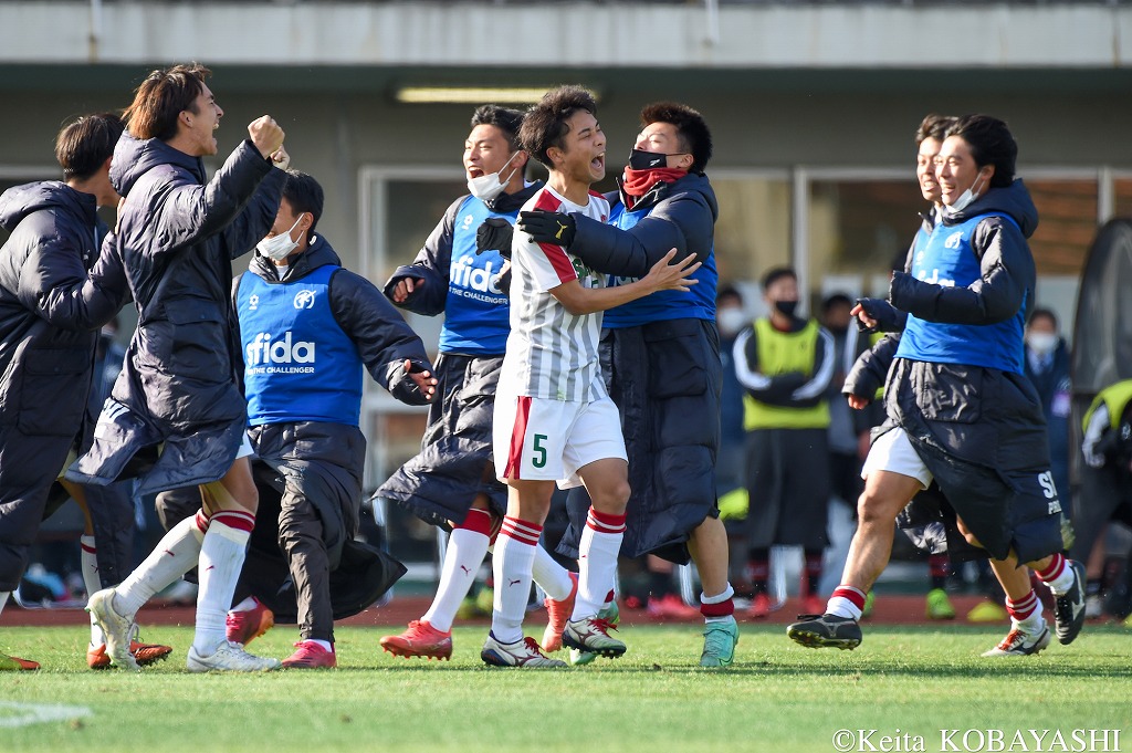 【写真ギャラリー】2021.12.29 第100回全国高校サッカー選手権大会 1回戦 尚志 0－0（PK 4－3） 瀬戸内