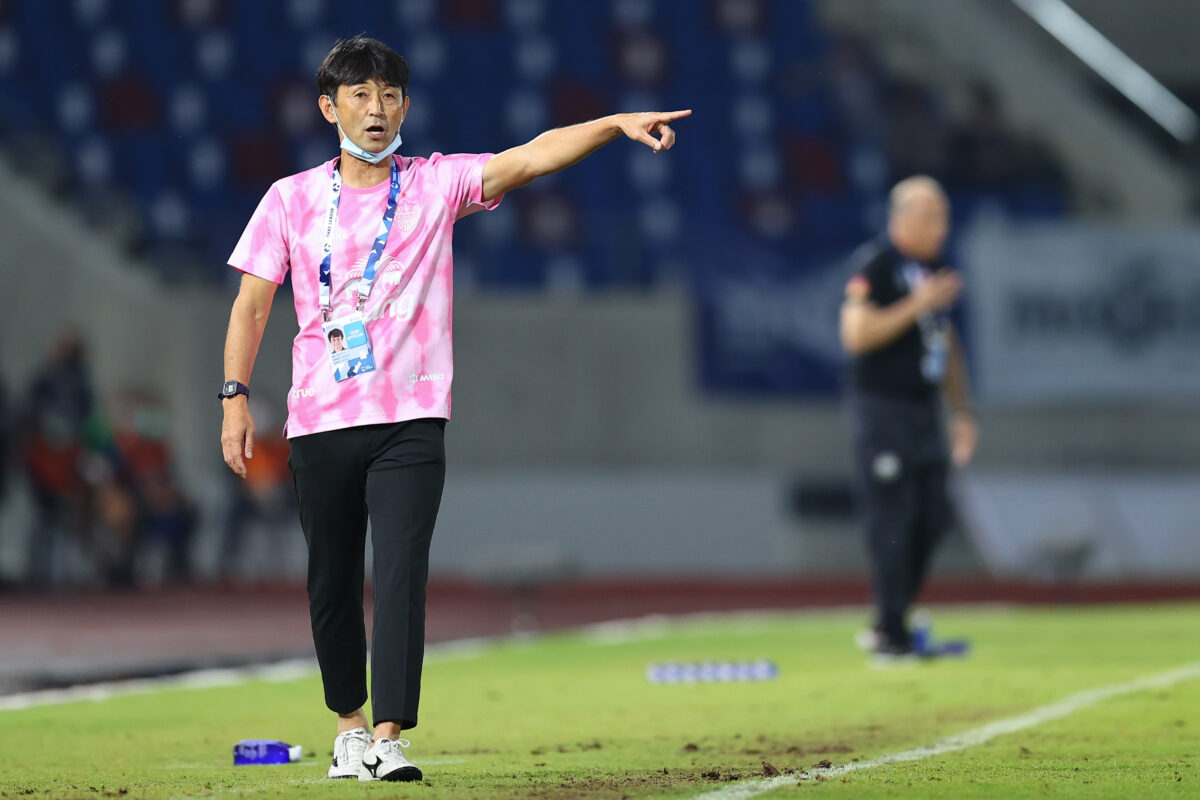 ブリーラム・ユナイテッドを率いる石井正忠監督が初陣を勝利で飾る