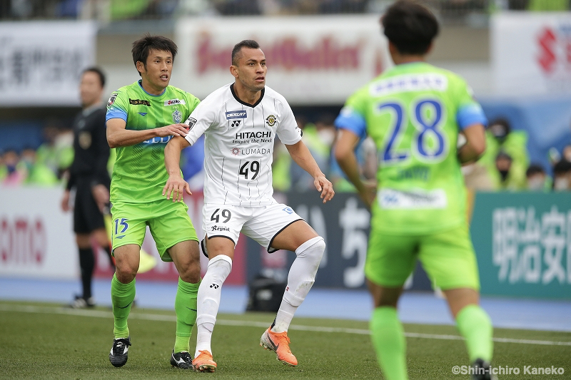 柏がアウェイで湘南を撃破！　M・サヴィオ&小屋松弾で2ゴール快勝