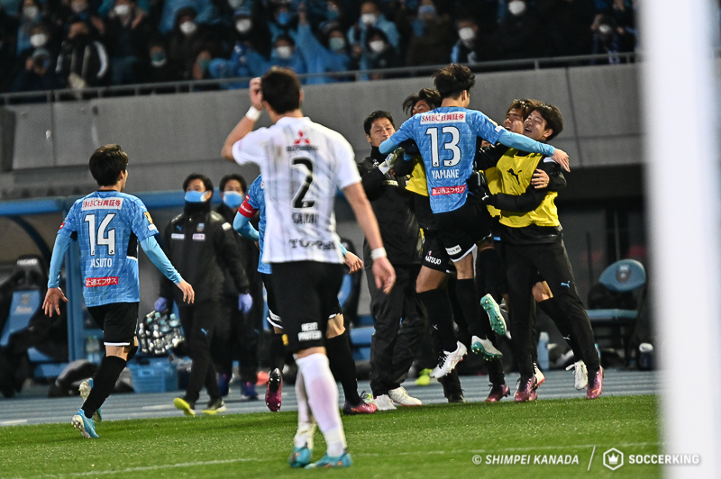 川崎Fが2連勝！　2分間の2得点で浦和に逆転勝利、スーパー杯の借りを返す