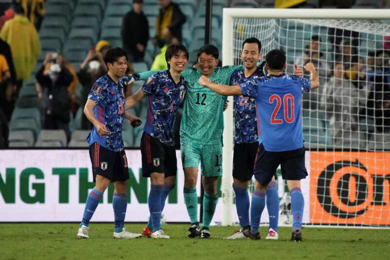 「練習は大変」…勝利の一因はチーム力…守護神・権田もW杯出場に喜び「これが日本の良さ」