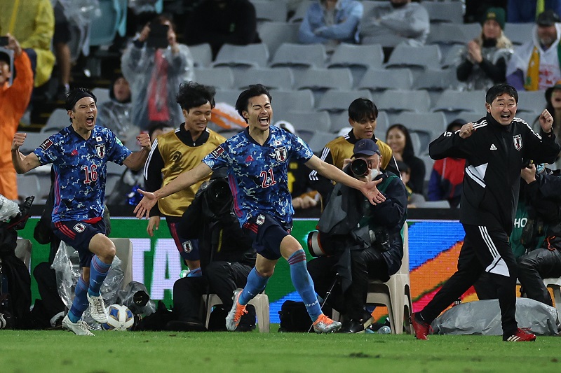 W杯行きの立役者…2得点で勝利に導いた三笘薫「今日にかける思いは大きかった」