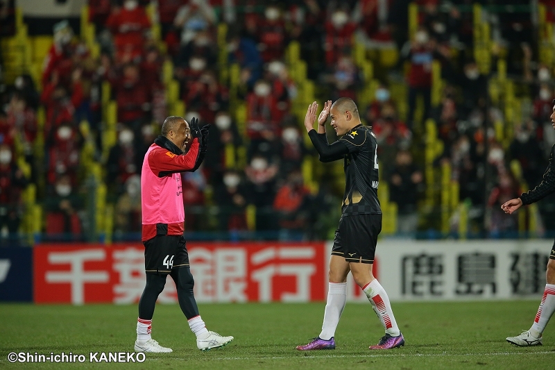 札幌が中島大嘉の終盤2発で柏に大逆転勝利！　C大阪、広島、湘南が連勝スタート／ルヴァン杯GS第2節