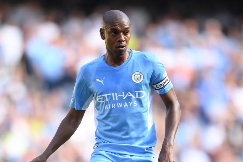 主将フェルナンジーニョの退団表明に驚き？ ペップ「知らなかった