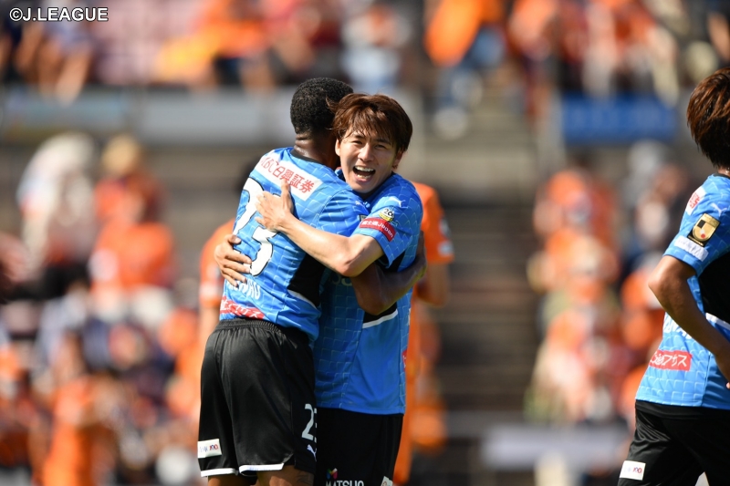脇坂泰斗が1ゴール1アシスト！　ACL帰りの川崎F、敵地で清水を下す