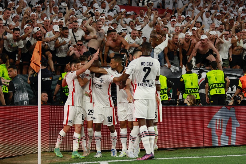 ESP:  Eintracht Frakfurt - Rangers FC. UEFA Europa League. Final.