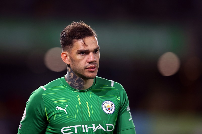 Gkエデルソン 左太もも負傷でブラジル代表を離脱 日本戦はアリソンが先発か サッカーキング