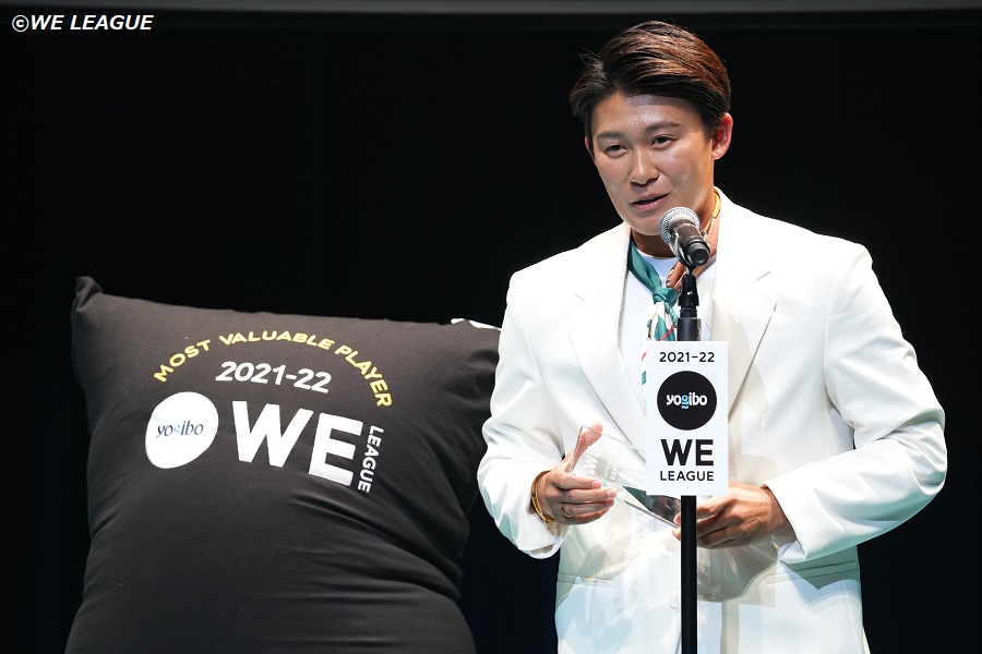 山下杏也加