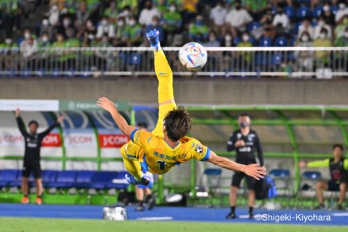 20220702 J1 Shonan vs Nagoya Kiyohara5(s)