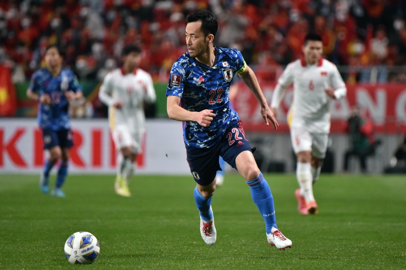 シャルケ新加入の吉田麻也 移籍の決め手を語る 彼がまだ右で守っていた頃 サッカーキング シャルケ新加入の吉田麻也 移籍の決め手を語る 彼がまだ右で守っていた頃 サッカーキング