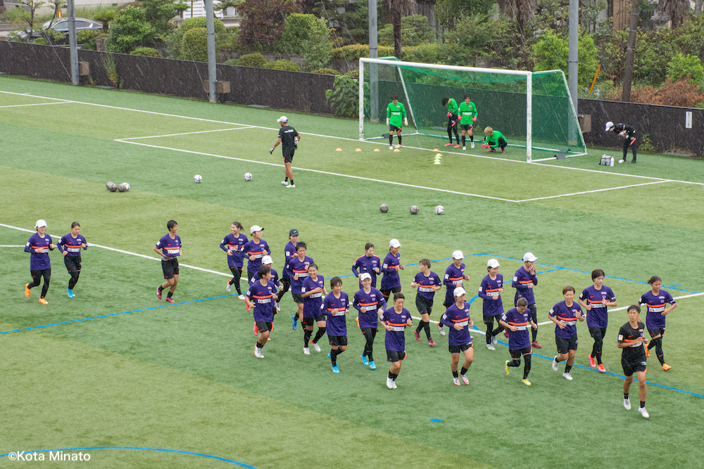 WE初年度は6位…サンフレッチェ広島レジーナが新シーズンへ始動…中村監督「トップ3を目指す」