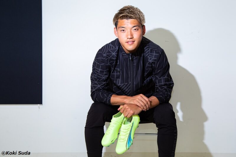 プーマ特別インタビュー】堂安律「僕の理想のスパイク」 | サッカーキング