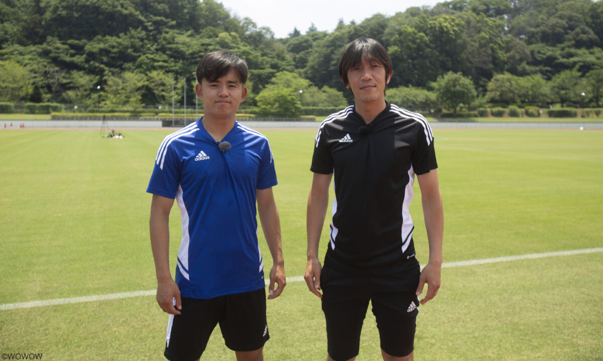 天才レフティーの共演再び！ 中村俊輔が久保建英にFKの極意を伝授